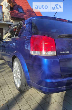 Хэтчбек Opel Signum 2006 в Львове