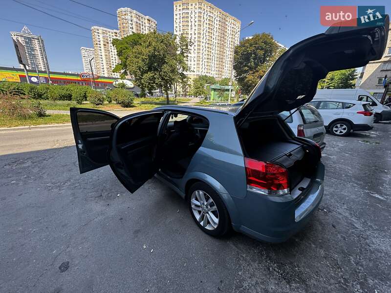 Хетчбек Opel Signum 2006 в Києві