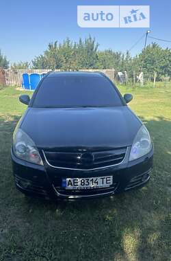 Хэтчбек Opel Signum 2005 в Синельниково