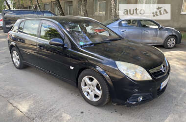 Хэтчбек Opel Signum 2007 в Киеве