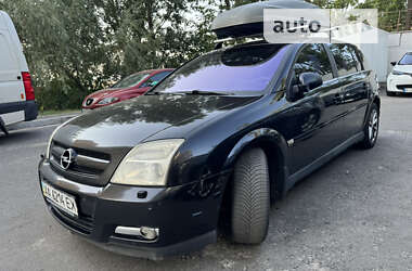 Хэтчбек Opel Signum 2003 в Вышгороде