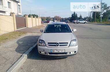 Хэтчбек Opel Signum 2003 в Киеве