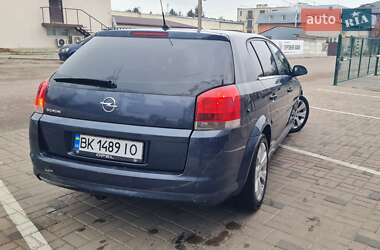 Хэтчбек Opel Signum 2008 в Ровно