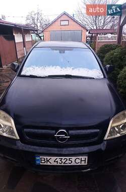 Хэтчбек Opel Signum 2003 в Костополе