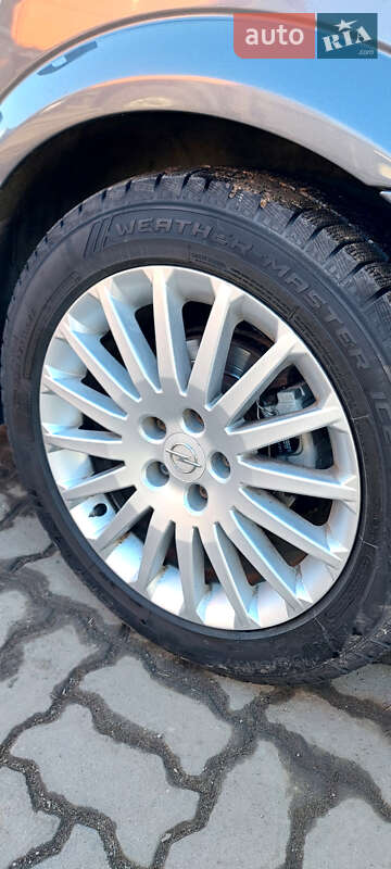 Хэтчбек Opel Signum 2005 в Луцке фото 6 Хэтчбек Opel Signum 2005 в Луцке