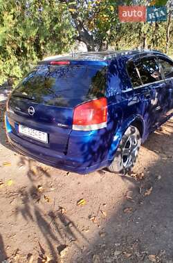 Хэтчбек Opel Signum 2005 в 