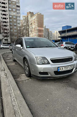 Хэтчбек Opel Signum 2004 в 