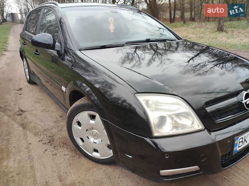 Хэтчбек Opel Signum 2003 в Славуте
