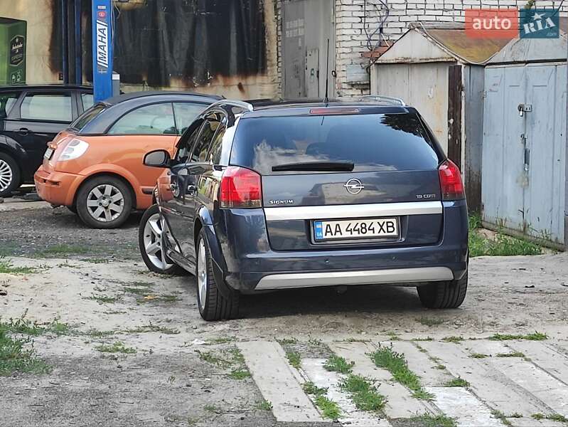 Хэтчбек Opel Signum 2007 в Киеве