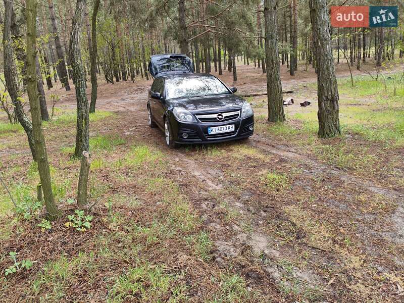 Хэтчбек Opel Signum 2007 в Киеве