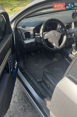 Хэтчбек Opel Signum 2008 в 
