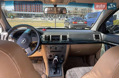 Хэтчбек Opel Signum 2004 в 