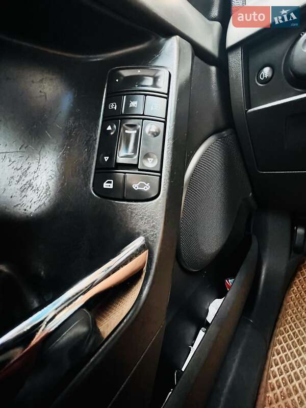 Хэтчбек Opel Signum 2003 в Львове