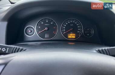 Хэтчбек Opel Signum 2003 в 
