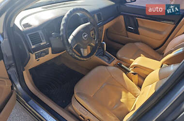 Хэтчбек Opel Signum 2004 в Кропивницком