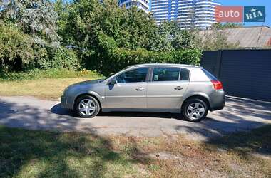 Хэтчбек Opel Signum 2003 в 
