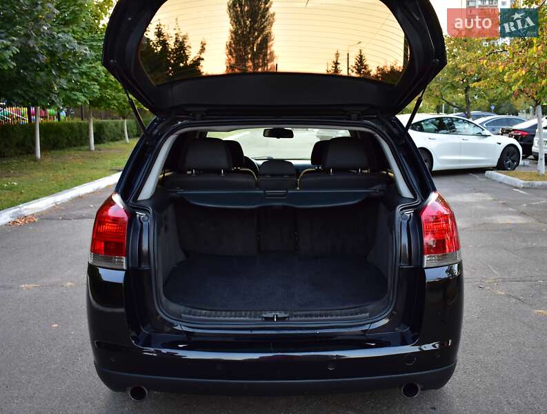 Хэтчбек Opel Signum 2003 в Киеве