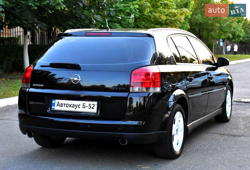 Хэтчбек Opel Signum 2003 в Киеве
