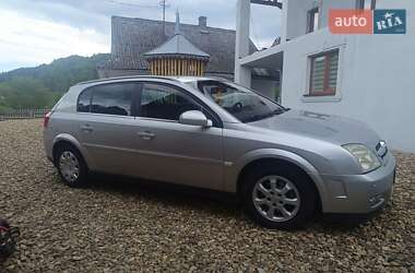 Хэтчбек Opel Signum 2004 в 