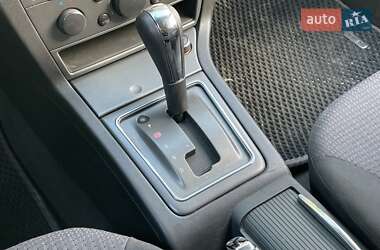 Хэтчбек Opel Signum 2004 в 