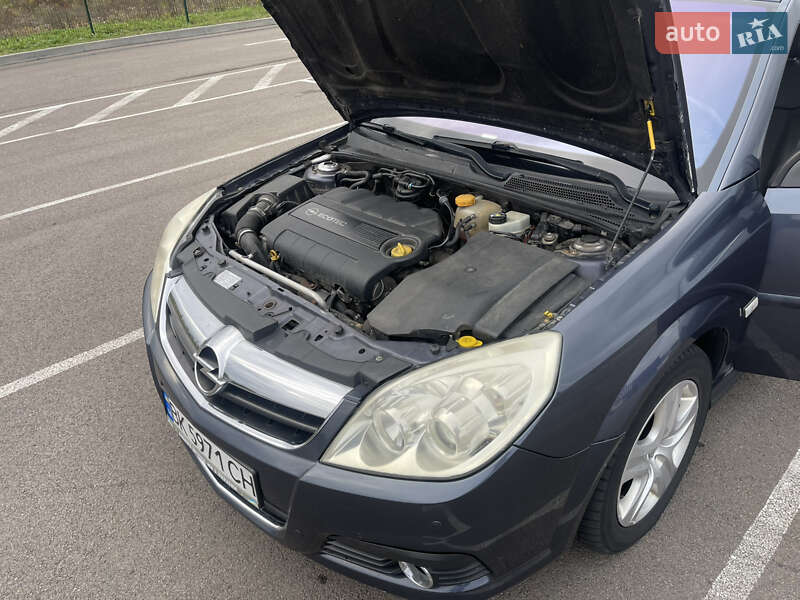 Хэтчбек Opel Signum 2007 в Ровно фото 4 Хэтчбек Opel Signum 2007 в Ровно