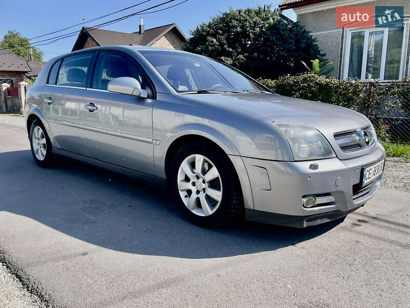 Хетчбек Opel Signum 2004 в Коломиї