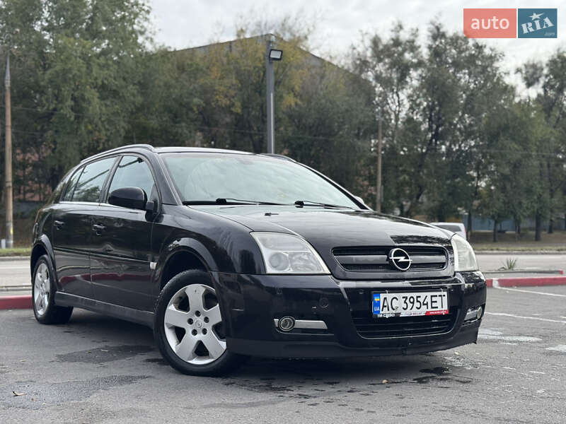 Opel Signum 2003