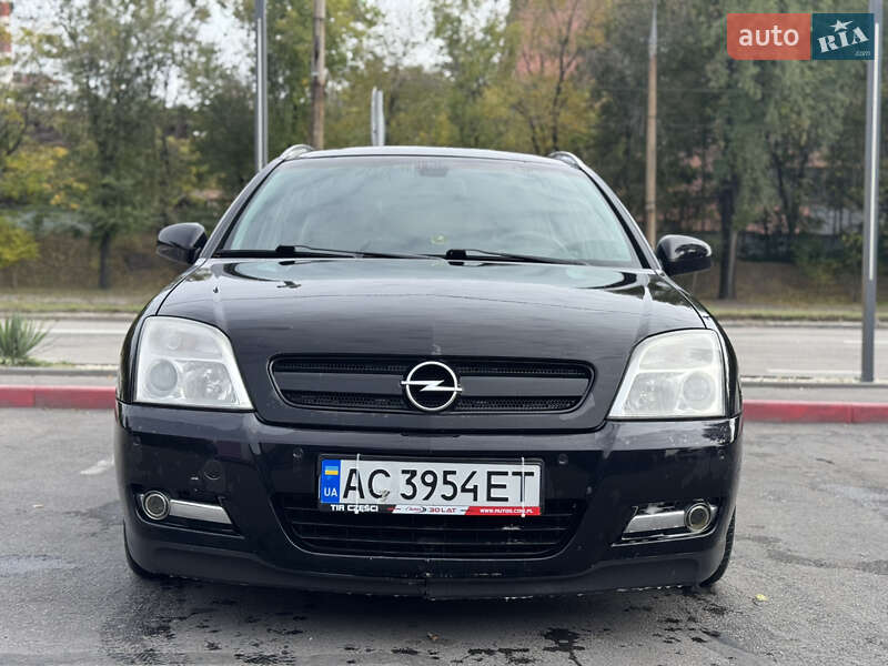 Хэтчбек Opel Signum 2003 в Запорожье фото 3 Хэтчбек Opel Signum 2003 в Запорожье