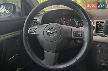 Хетчбек Opel Signum 2007 в 