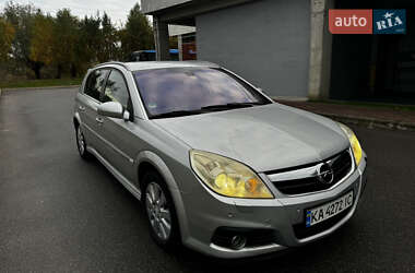 Хэтчбек Opel Signum 2006 в Киеве