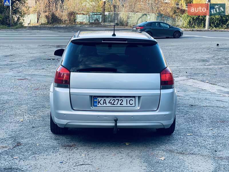 Хэтчбек Opel Signum 2006 в Киеве