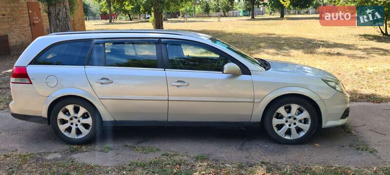 Хэтчбек Opel Signum 2006 в Черкассах фото 5 Хэтчбек Opel Signum 2006 в Черкассах