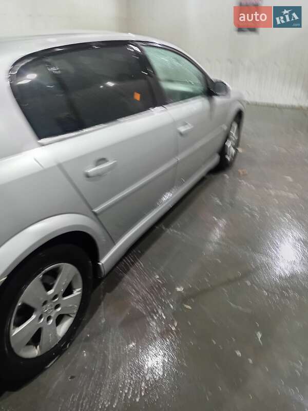 Хэтчбек Opel Signum 2003 в Одессе