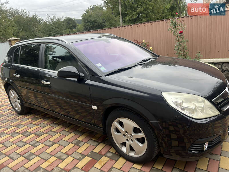 Хэтчбек Opel Signum 2008 в Умани