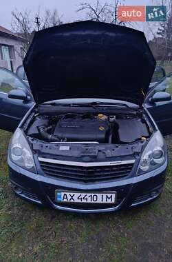 Хэтчбек Opel Signum 2008 в Шептицькому