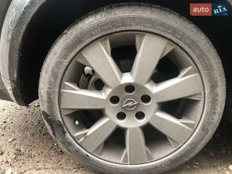 Хэтчбек Opel Signum 2008 в Львове