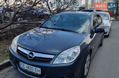 Хэтчбек Opel Signum 2005 в Киеве