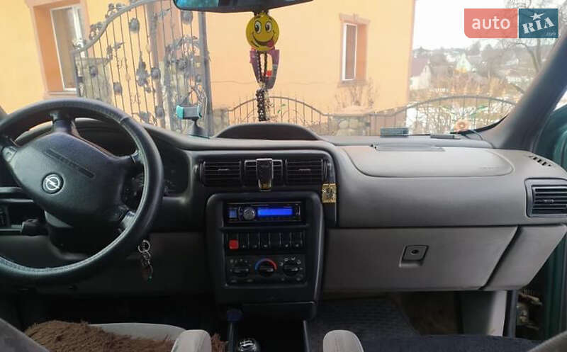 Минивэн Opel Sintra 1999 в Долине фото 8 Минивэн Opel Sintra 1999 в Долине