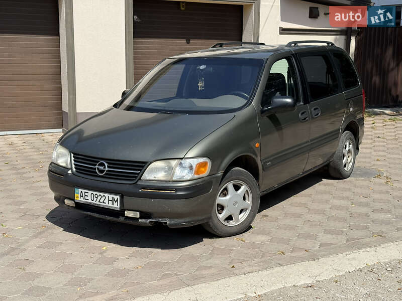 Opel Sintra 1997