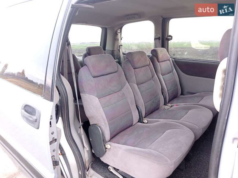 Минивэн Opel Sintra 1999 в Мене