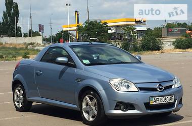 Кабриолет Opel Tigra 2005 в Бердянске