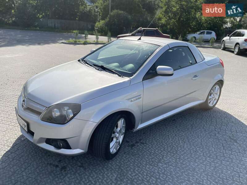 Кабріолет Opel Tigra 2005 в Полтаві