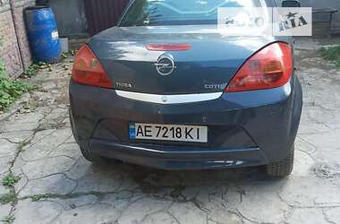 Кабриолет Opel Tigra 2006 в Днепре