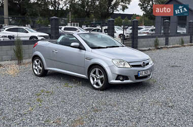 Кабріолет Opel Tigra 2004 в Дніпрі