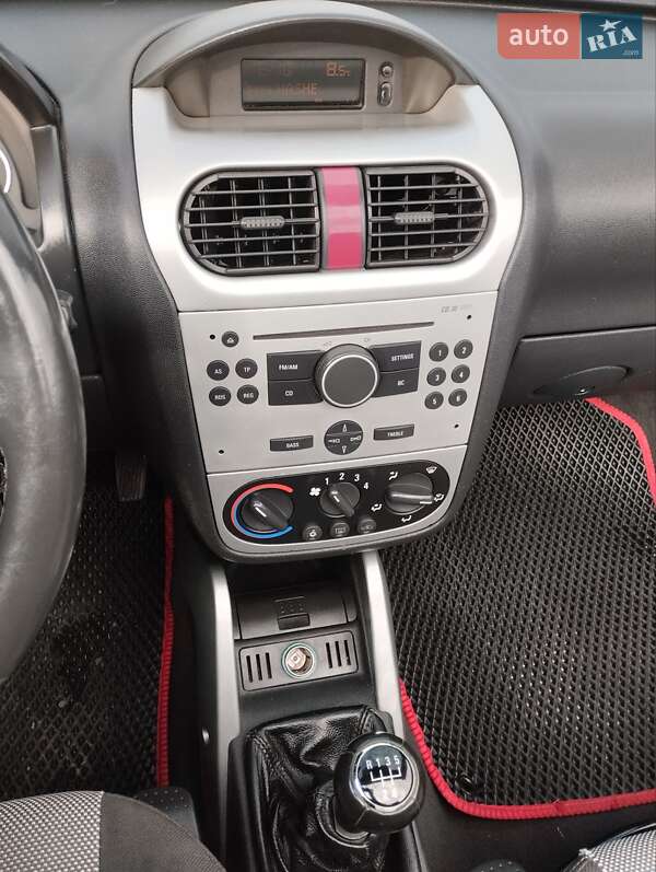 Кабріолет Opel Tigra 2005 в Львові