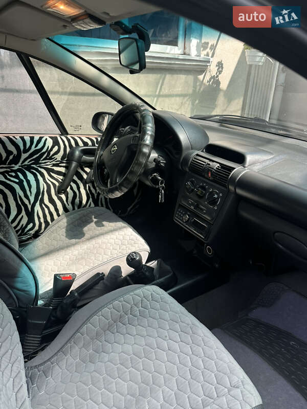 Купе Opel Tigra 2000 в Одесі