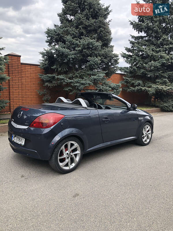 Кабріолет Opel Tigra 2006 в Дніпрі