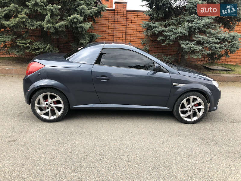 Кабріолет Opel Tigra 2006 в Дніпрі