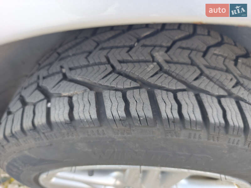 Купе Opel Tigra 1999 в Бучаче