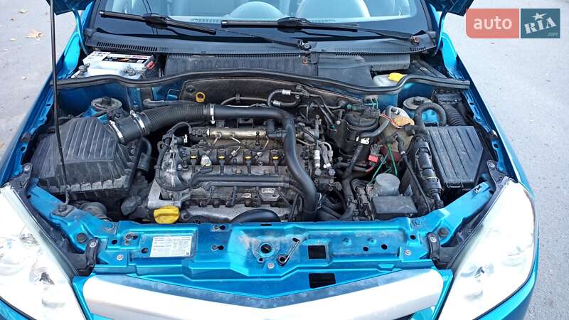 Кабріолет Opel Tigra 2006 в Тернополі фото 24 Кабріолет Opel Tigra 2006 в Тернополі